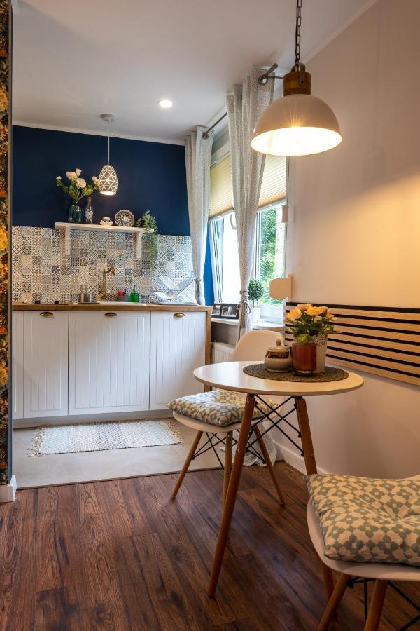 Apartament Przy Parku Наленчув Екстер'єр фото